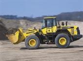 Clearly the speed increases, especially when driving uphill where the wheel loader travels significantly faster because of the increase in tractive force.