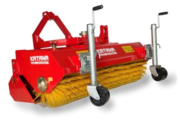 load of 400 kg SWEEPER Sweeper powered by compact tractor s hydraulic system 120 cm working width - suitable for compact tractors of at least 16 HP Mounted