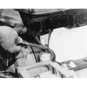 Mounting bolts are torqued to 12 18 ft. lbs. (16 24 Nm). 12. The balance of installation is the reverse of removal. LOWER INTAKE MANIFOLD Fig.