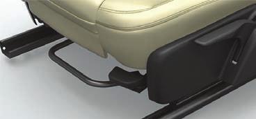 How do I adjust the seat? 04 Raise/lower the front of the seat cushion. Raise/lower the seat.