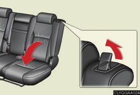 Pull the lever and tilt the seatback forward or backward.