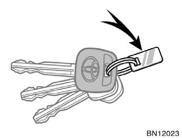 Keys Side doors Your vehicle is supplied with two kinds of keys. 1. Master key This key works in every lock. 2. Sub key This key will not work in the trunk.