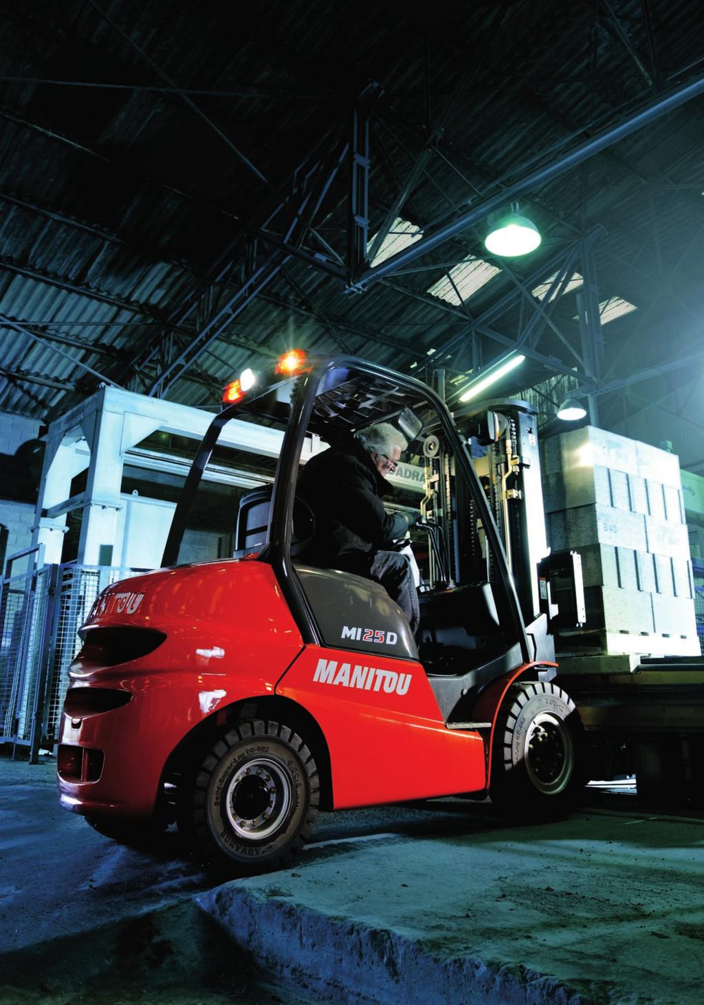 DEsiGN 100% EffiCiENCY With the new line of MANITOU MI industrial forklifts, we put design to work for efficiency!