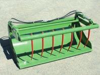 The heavy-duty bucket is available in the widths 1600 mm (0.