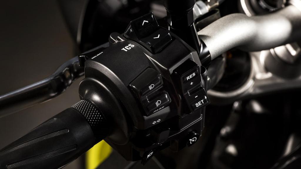 Traction Control System (TCS), QSS, A&S clutch The 's switchable Traction Control System (TCS) features three intervention levels to ensure smooth roadholding in varying conditions.