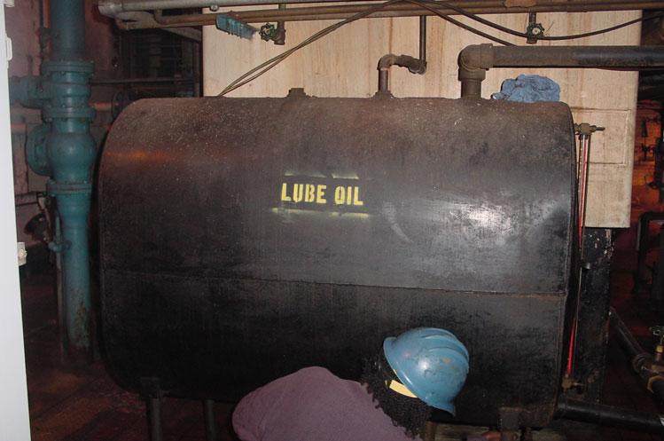 UL-80 TAMKS, 275, 330, 550, 660 GALLONS These tanks are usually recognized as home heating oil style tanks. However, they do find uses in industrial applications.
