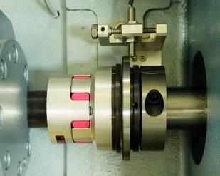For connection to other downstream equipment, such as flat die for a chill roll attachment, the extruder can optionally be supplied with a suitable die adaptor.