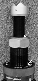 Keep hands and fingers away from points where threaded Extenders slide into the ZipNut and Extender Nut. (See Fig. 4.) 4. Use the handle provided to carry the Power Pusher. B.