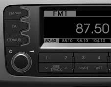 Značilnosti vašega vozila SL_PA710SLE_RADIO Funkcije radia, nastavitev, glasnosti in upravljanja zvoka 1. Tipka FM/AM S tipko FM/AM preklopite med signaloma FM in AM.