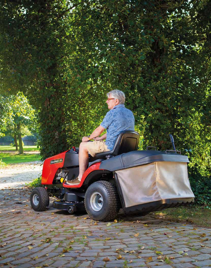 RPX REAR DISCHARGE MOWERS Put yourself at the forefront of mowing excellence. The RPX rear discharge mowers offer the very best in comfort due to the hydrostatic drive system.