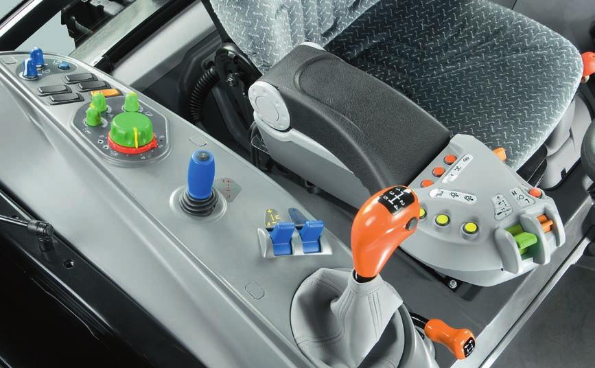 ADVANTAGES Electronic lower linkage control hydraulics (ER)