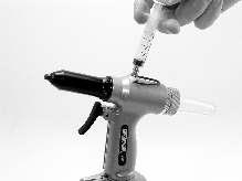 MAINTENANCE Lubrication It is important that the tool be properly lubricated. Every 10,000 cycles the tool should be oiled with lubricating oil.