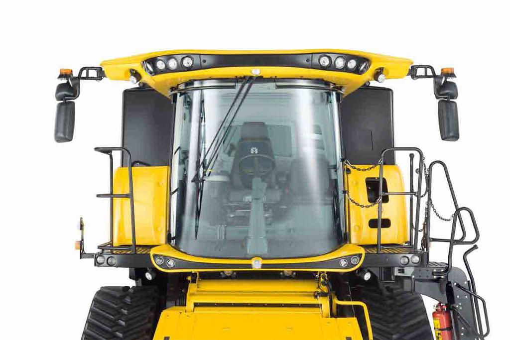 Perfect when switching between crops or when harvesting for seed. The air filter is easily accessible from the engine platform.