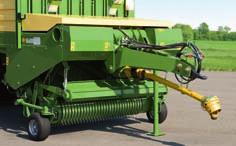 drawbar allows picking up massive swaths without problem and couples to the tractor s