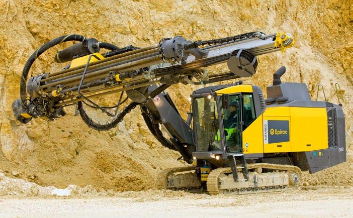Whether working in quarries or open pit mines, the FlexiROC D60 and D65 will deliver straight and smooth holes.