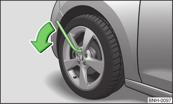 When using an anti-theft wheel bolt, make sure that this has been fitted according to the position marked on the back of the wheel cover position.