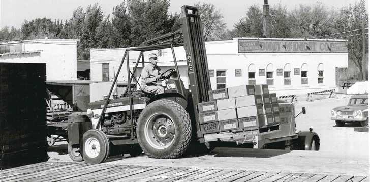 While holding on to traditional values, HARLO continues to build rough terrain forklifts to meet a variety of modern needs.