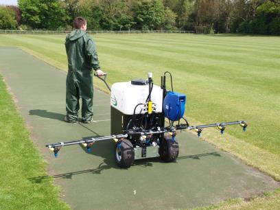 120 litre tank Micro-Spray MC120 - Professional Micro-Spray Self-Propelled MC120 Micro-Spray 120 Ideal for golf course and sports field contractors 120 litre Self-Propelled Pedestrian Sprayer with 2.