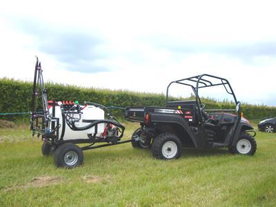 control of spray/agitation or in-cab full electronic boom section, pressure & agitation controls. 4 metre boom Engine Drive: As above but with 70 l/min AR70 twin diaphragm pump with chassis mounted 3.