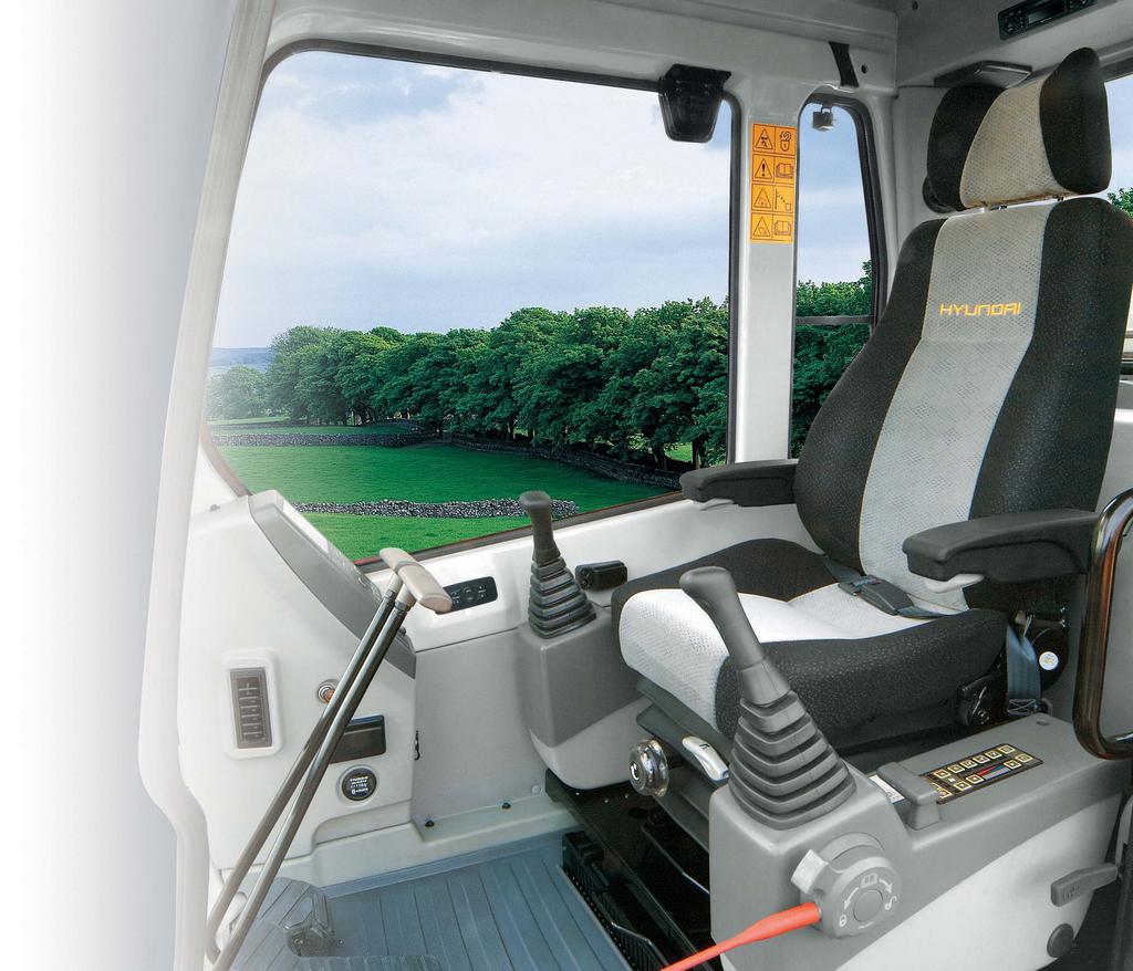 Technology in Cab Design TECHNOLOGY IN CAB DESIGN 04 / 05 Operator s Comfort is Foremost. Wide Cab Exceeds Industry Standards.