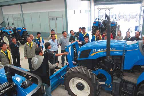 9 BEYOND THE PRODUCT TRAINED TO GIVE YOU THE BEST SUPPORT Your dedicated New Holland dealer