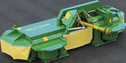 Driven from within the cutterbar, these provide a continuous crop flow to the center of the machine so that the tractor wheels will not run on the crop and the harvester can easily pick up the