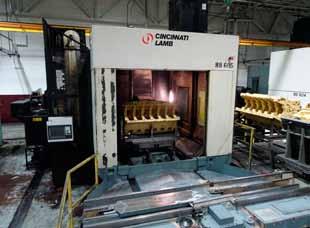 HM100S 1 of 2 1 of 4 2005 5 Axis 4th Axis Rotary Table as