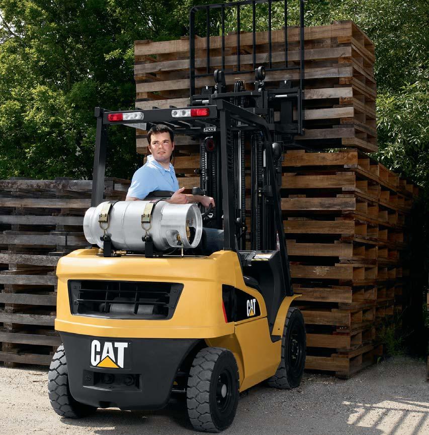 Our 3,000-7,000 lb capacity pneumatic tire lift trucks have an engineered