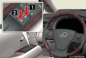 Locks Unlocks Locking the vehicle from outside Using the entry function or