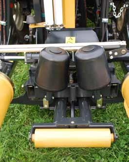 guide roller Safety arm with auto stop Ground support roller option 3 Models available within the 1310 range: 1310 S Rear linkage mounting only Economy model Uses tractor s own hydraulics - 1 x