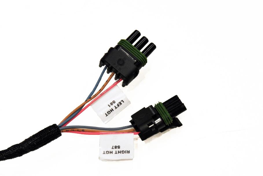Connect right sensor extension harness to connector marked R on main harness Connect left sensor extension harness to connector marked L on main harness Center is not used L C R For Kits w/o the