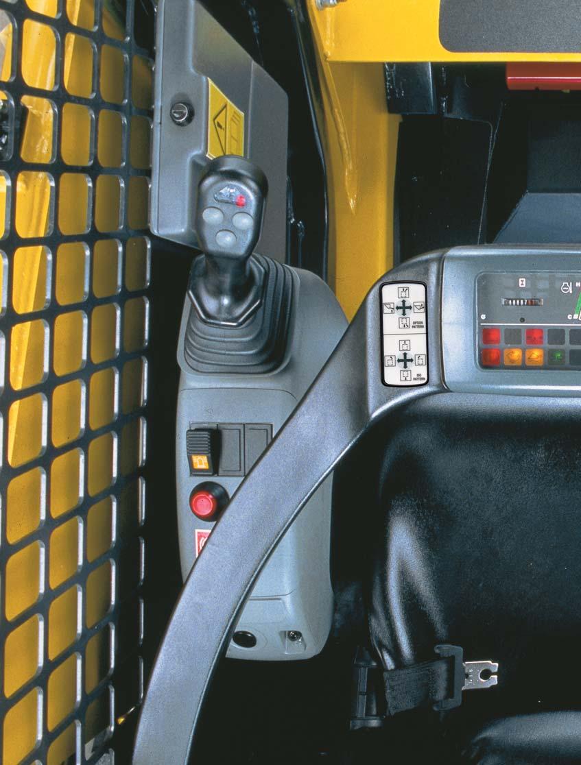 CK30-1 C OMPACT T RACK L OADER OPERATORS COMPARTMENT Engine Control The engine RPM s can be controlled by either the hand throttle, the foot accelerator, or in combination for tight work sites.