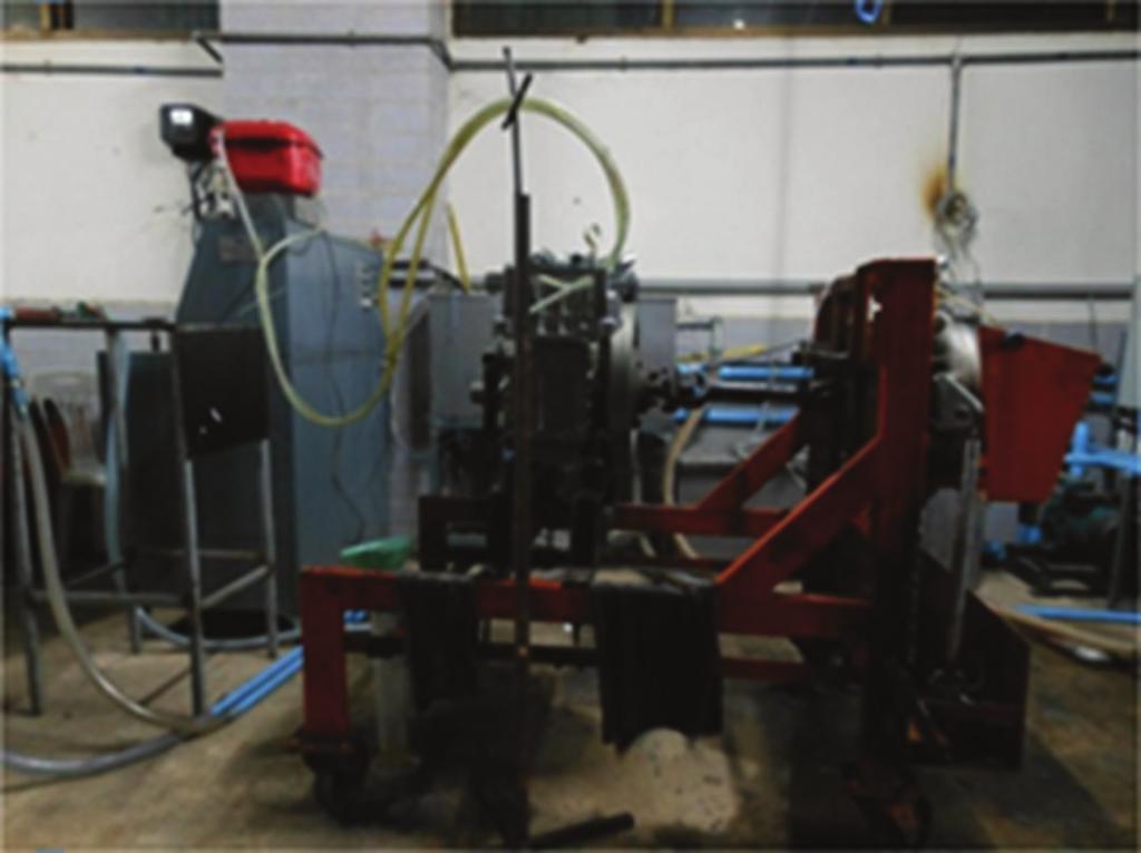 The Scientific World Journal 3 Control panel Dynamometer controller Oil tank Engine Kubota RT-1 CST-4 engine dynamometer Gas analyzer TESTO 34 Figure 1: Diesel engine with hydraulic dynamometer