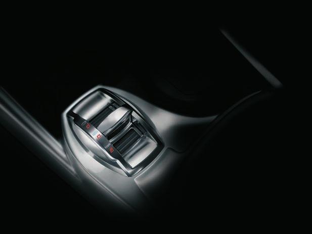the vehicle's performance to suit the driver's style and road conditions. It offers simple, intuitive use: just shift the selector near the gear lever.