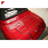 .. Wind deflector for Alfa Romeo Spider 939 models from 2006-2010.