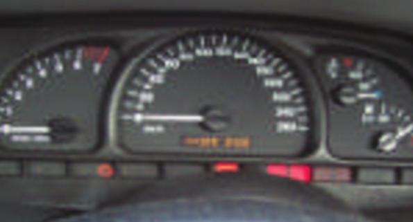Diesel A Holden Vectra JS ATTENTION: CODE 82 OIL SERVICE WILL APPEAR ON THE DASH.