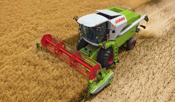 A unique competitive edge. Even crop flow. The AVERO is the first combine harvester to unite a machine of the compact class with the VARIO highperformance cutterbar.
