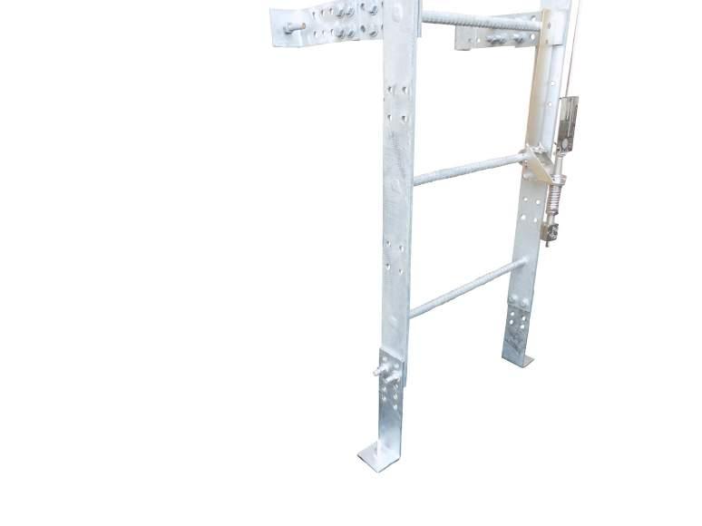 safe access and easily accomodates vertical lifeline installation Flat stock side rails for secure