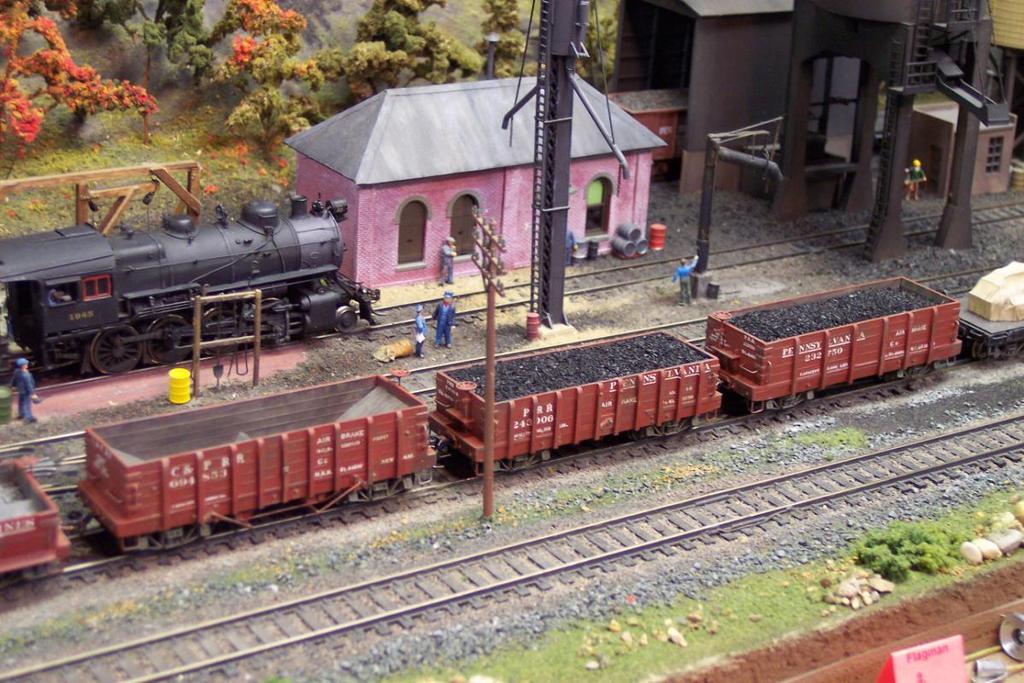 One of the problems I ran into was that of car weight. The Gd and Gn have no place to put any weight so I ended up adding permanent coal loads.