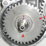 MAKE SURE THE GEARS TEETH ARE IN CORRECT POSITION BY