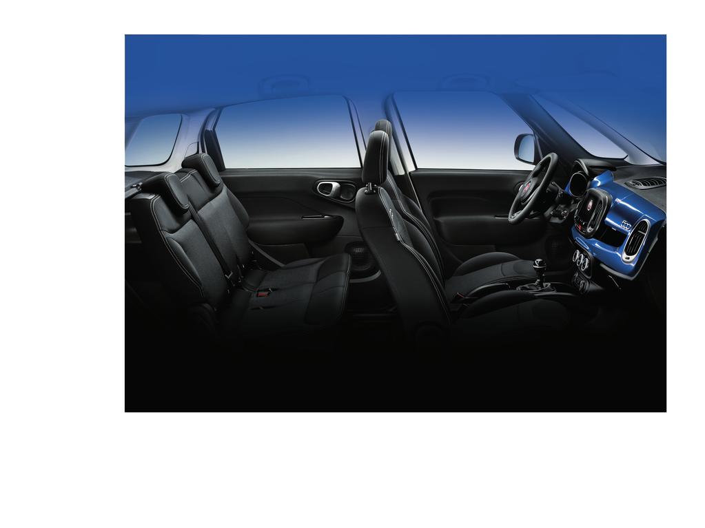 MIRROR DETAILS STANDARD EQUIPMENT OPTIONAL EQUIPMENT AUTOMATIC DUAL ZONE CLIMATE