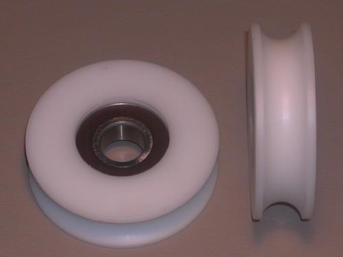 590 (15 mm) Internal Bearing Diameter 900300 Delrin Roller