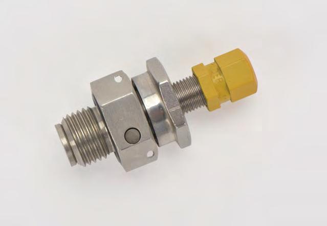 435 Schrader High Pressure Valves are constructed of stainless steel bodies and are intended for use in high-pressure air-charged units such as shock absorber struts, hydraulic pressure accumulators,