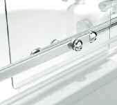 It can be extended and pushed back to the wall, without leaving any finger marks, thanks to the discreet chrome handle.