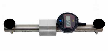 GEO TESTING EQUIPMENT Mechanical Strain Gauge The mechanical strain gauge allows strain measurement to be made at different parts of a structure using a single instrument