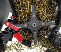 CLAAS straw management. With SPECIAL CUT II. From the rotors, the straw moves directly to the chopper, which can be varied in intensity depending on the conditions.