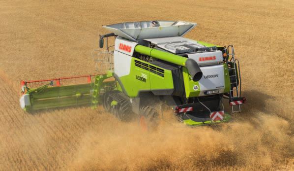 The LEXION also has a "Fine Chop Step" for the best straw chopping quality. The finely chopped material is subsequently fed to the power spreader.