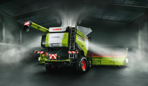 New: DYNAMIC COOLING. The LEXION 780/770/760 models are equipped with a cooling system of a completely new design. It is optimally situated in a horizontal position behind the engine compartment.