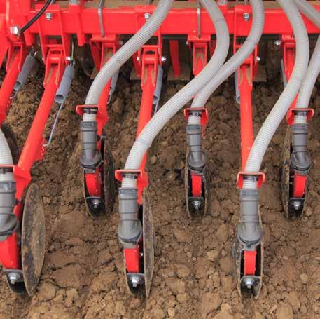 VENTA 1010 Series 1020 Series HIGHER PRECISION IN ALL CONDITIONS The VENTA 1010 series seed drill is equipped with Suffolk coulters which require
