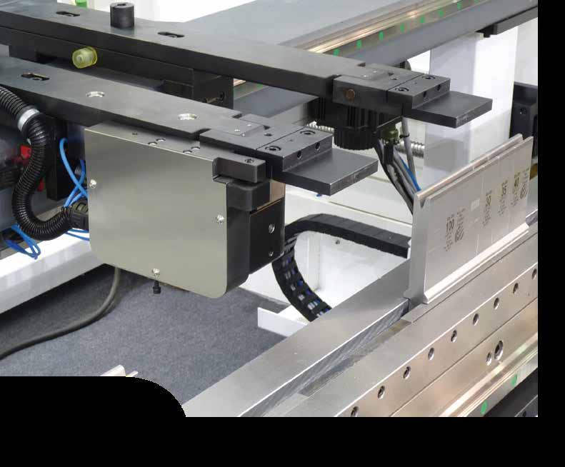 ULTIMA HYDRAULIC PRESS BRAKES D-Alpha D-Alpha angle measurement system a fully automatic, laser-assisted bend angle measurement system.